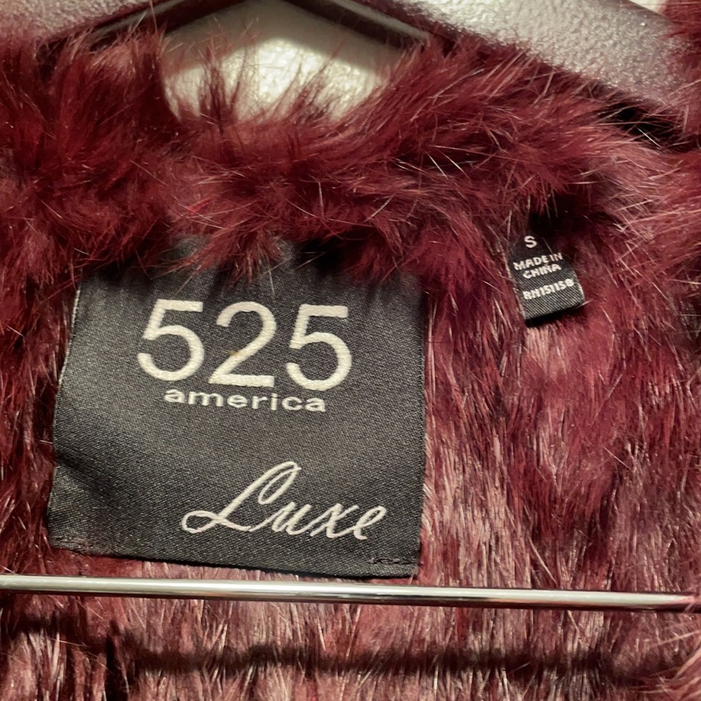 Real Rabbit Fur Vest - Picture 2 of 4